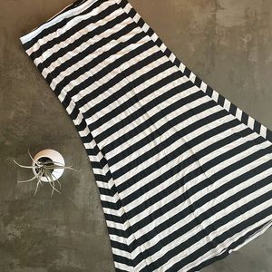 Black & white striped flared maxi skirt